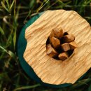 Urne Bl&uuml;te der Erinnerung Gr&uuml;n mit geschnitzter Bl&uuml;te Eiche